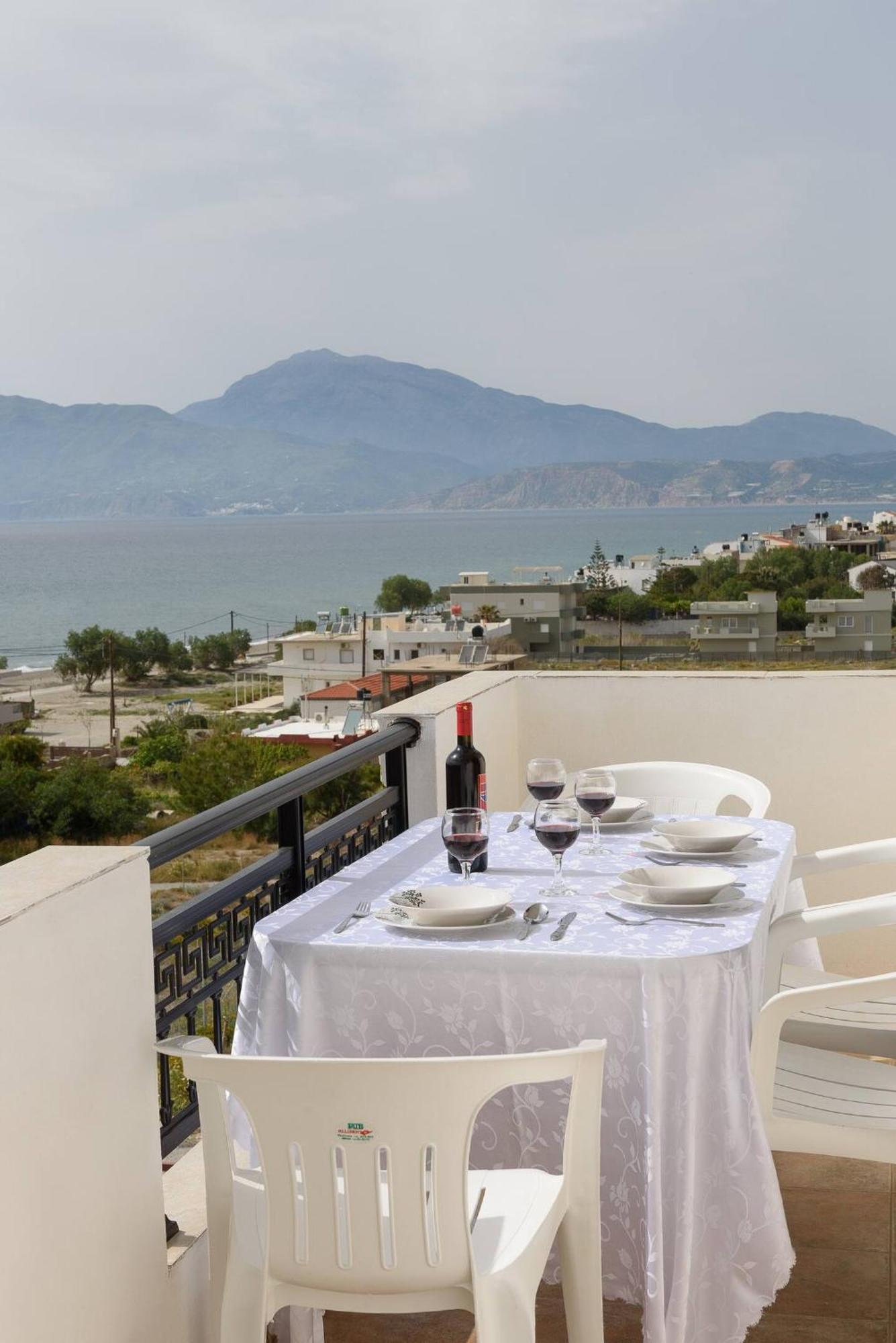 Sofia Apartment, With Sea & Mountain View Kalamaki  Dış mekan fotoğraf